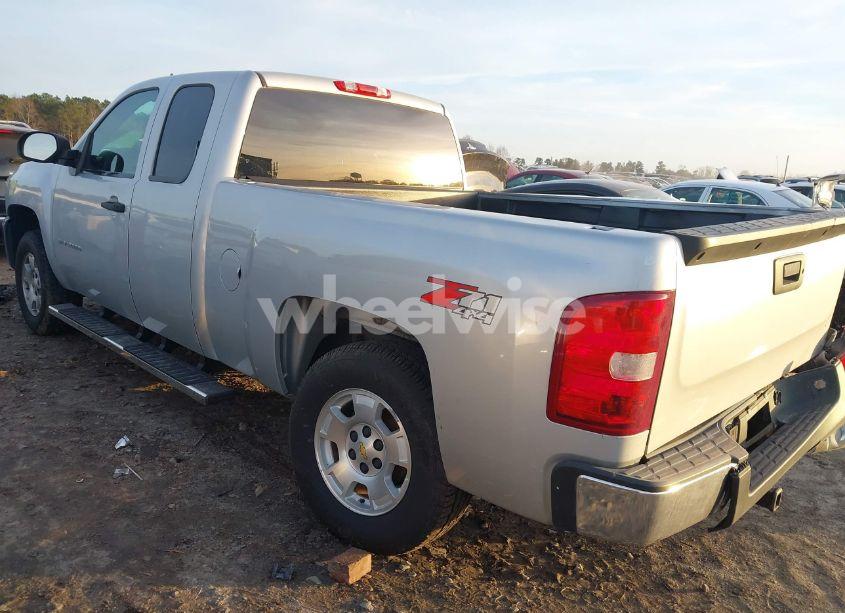 Photo 3 of 2012 Chevrolet Silverado 1500 LT (VIN 1GCRKSE71CZ195299)