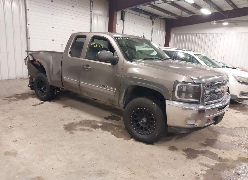 2012 Chevrolet Silverado 1500 LT (VIN 1GCRKSE71CZ226213) main photo