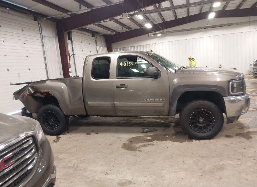 Photo 13 of 2012 Chevrolet Silverado 1500 LT (VIN 1GCRKSE71CZ226213)