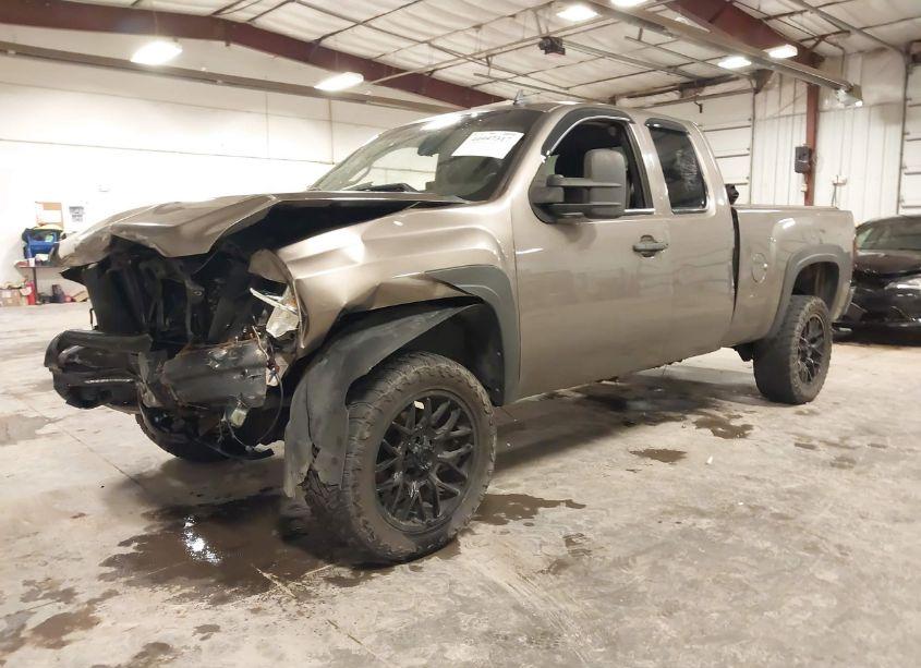 Photo 2 of 2012 Chevrolet Silverado 1500 LT (VIN 1GCRKSE71CZ260216)