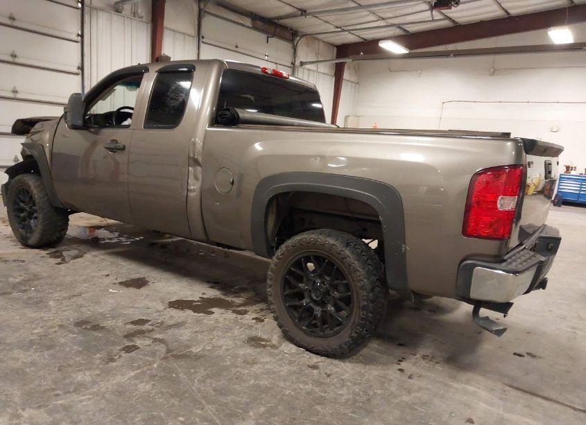 Photo 3 of 2012 Chevrolet Silverado 1500 LT (VIN 1GCRKSE71CZ260216)