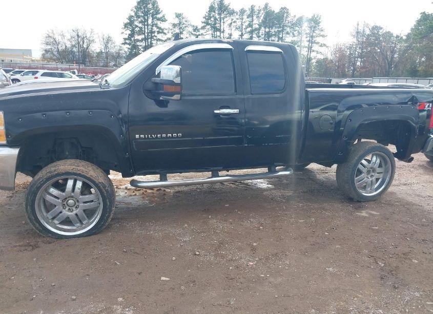 Photo 13 of 2012 Chevrolet Silverado 1500 LT (VIN 1GCRKSE71CZ331690)