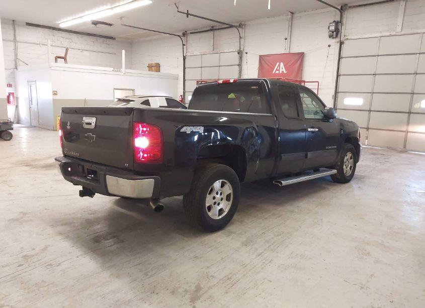 Photo 4 of 2013 Chevrolet Silverado 1500 LT (VIN 1GCRKSE71DZ164832)