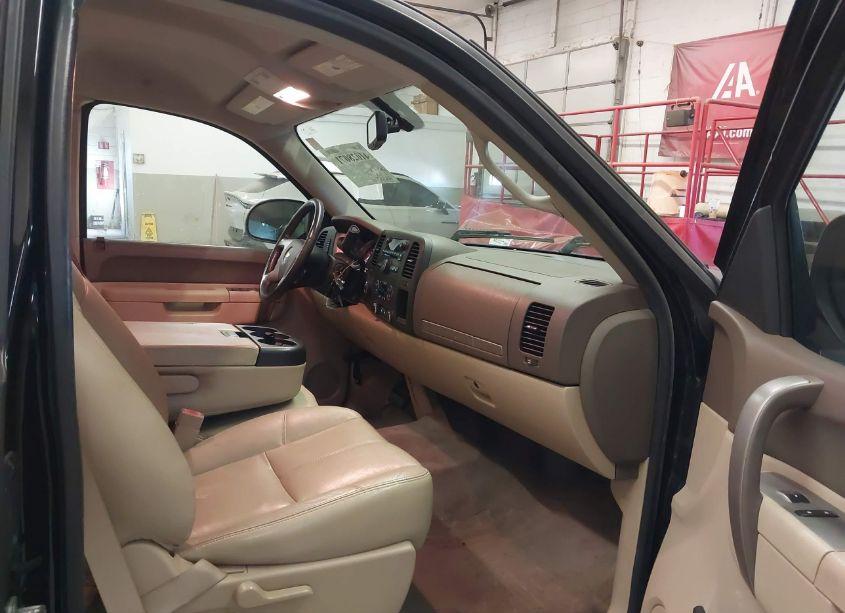 Photo 5 of 2013 Chevrolet Silverado 1500 LT (VIN 1GCRKSE71DZ164832)