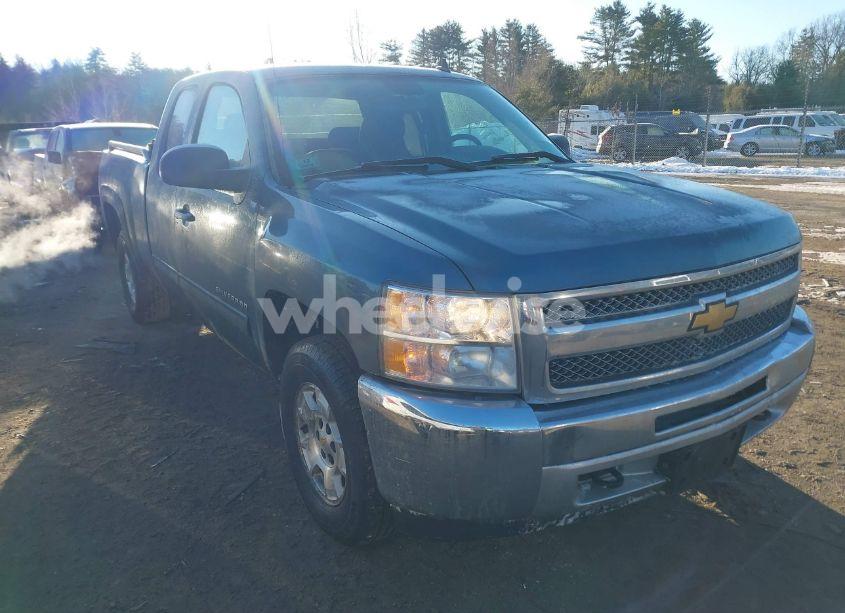 2013 Chevrolet Silverado 1500 LT (VIN 1GCRKSE71DZ211440) main photo