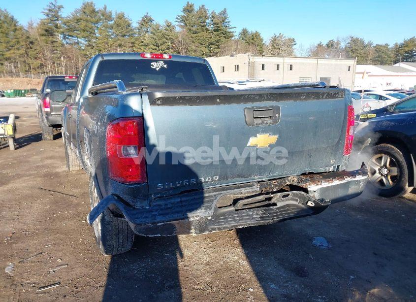 Photo 6 of 2013 Chevrolet Silverado 1500 LT (VIN 1GCRKSE71DZ211440)