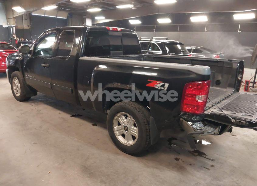 Photo 3 of 2013 Chevrolet Silverado 1500 LT (VIN 1GCRKSE71DZ333313)