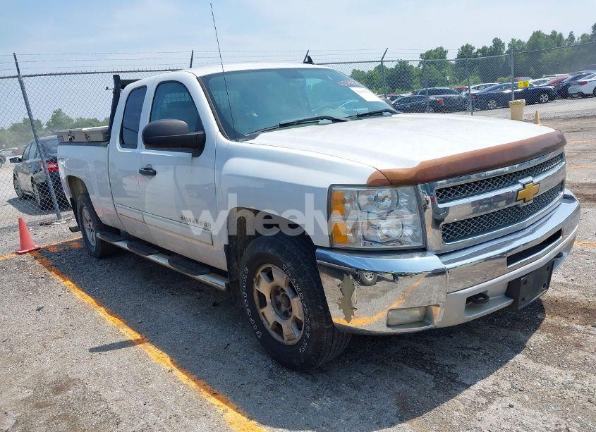 2012 Chevrolet Silverado 1500 LT (VIN 1GCRKSE72CZ332072) main photo