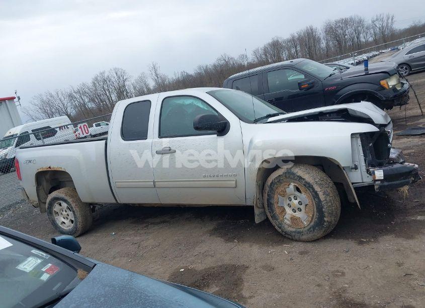 Photo 13 of 2013 Chevrolet Silverado 1500 LT (VIN 1GCRKSE72DZ239246)