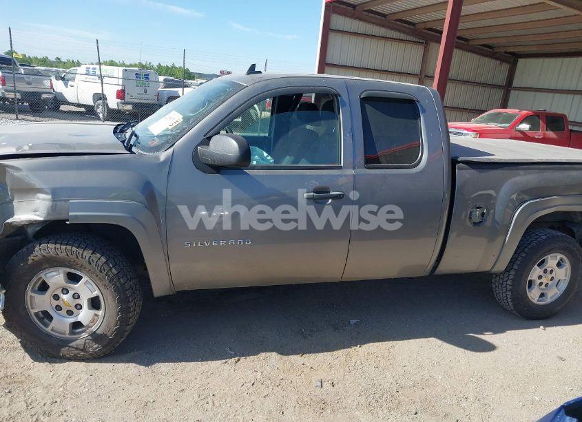 Photo 14 of 2013 Chevrolet Silverado 1500 LT (VIN 1GCRKSE72DZ274532)