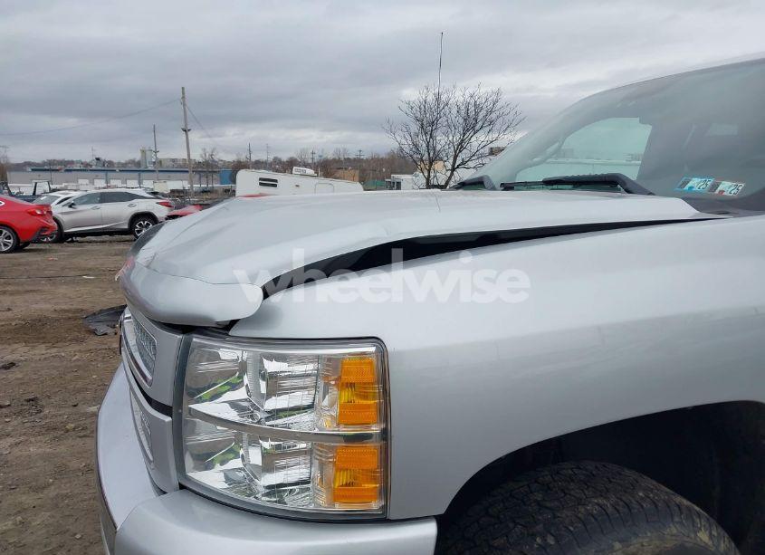 Photo 17 of 2013 Chevrolet Silverado 1500 LT (VIN 1GCRKSE72DZ355577)