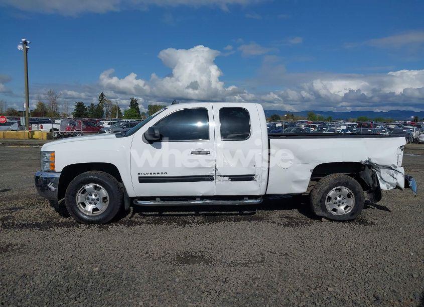 Photo 14 of 2013 Chevrolet Silverado 1500 LT (VIN 1GCRKSE72DZ375571)