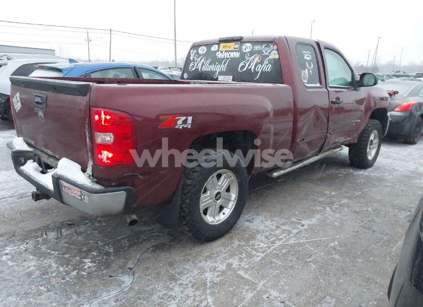 Photo 4 of 2013 Chevrolet Silverado 1500 LT (VIN 1GCRKSE72DZ378616)