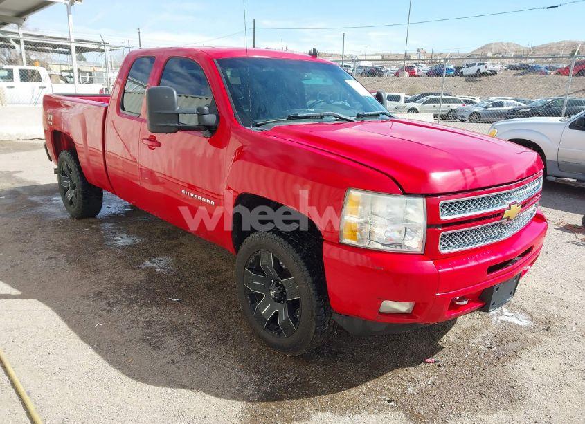 2012 Chevrolet Silverado 1500 LT (VIN 1GCRKSE73CZ243157) main photo