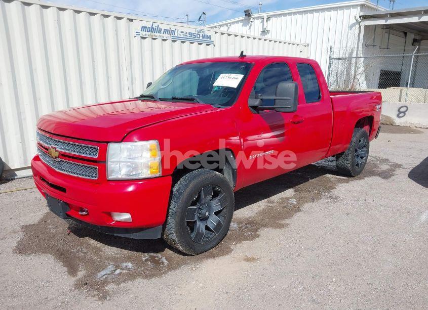 Photo 2 of 2012 Chevrolet Silverado 1500 LT (VIN 1GCRKSE73CZ243157)