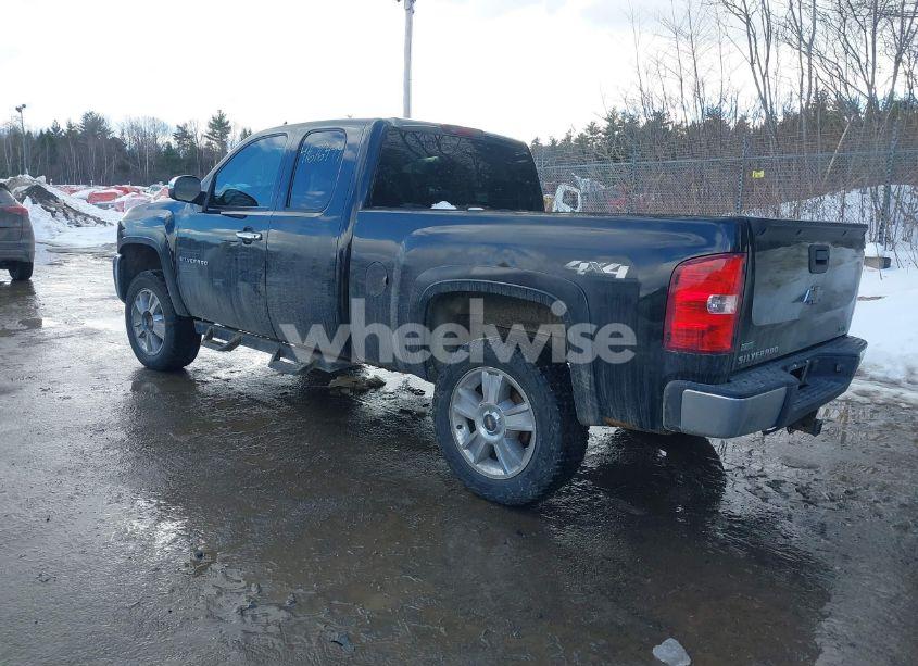 Photo 3 of 2012 Chevrolet Silverado 1500 LT (VIN 1GCRKSE73CZ287370)