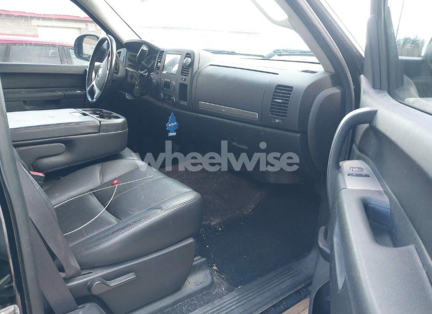 Photo 5 of 2012 Chevrolet Silverado 1500 LT (VIN 1GCRKSE73CZ287370)