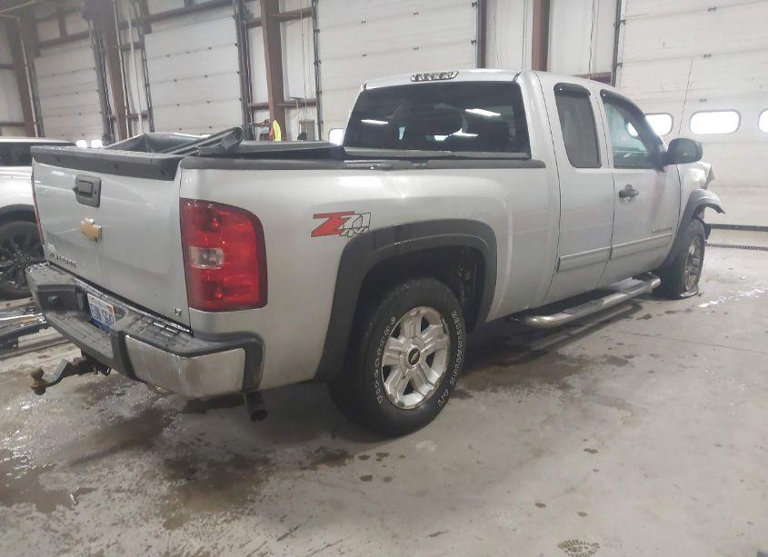 Photo 4 of 2013 Chevrolet Silverado 1500 LT (VIN 1GCRKSE73DZ114921)