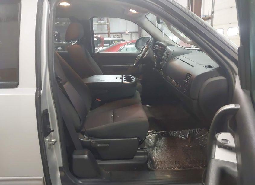 Photo 5 of 2013 Chevrolet Silverado 1500 LT (VIN 1GCRKSE73DZ114921)