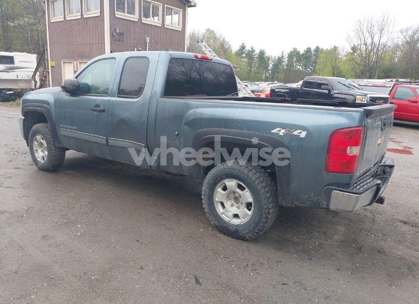 Photo 3 of 2013 Chevrolet Silverado 1500 LT (VIN 1GCRKSE73DZ118760)