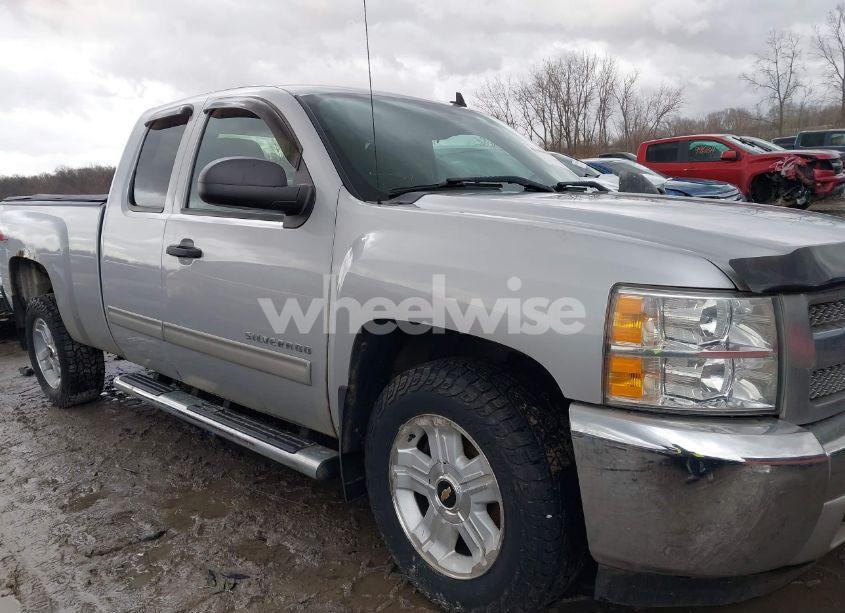 Photo 13 of 2013 Chevrolet Silverado 1500 LT (VIN 1GCRKSE73DZ122047)