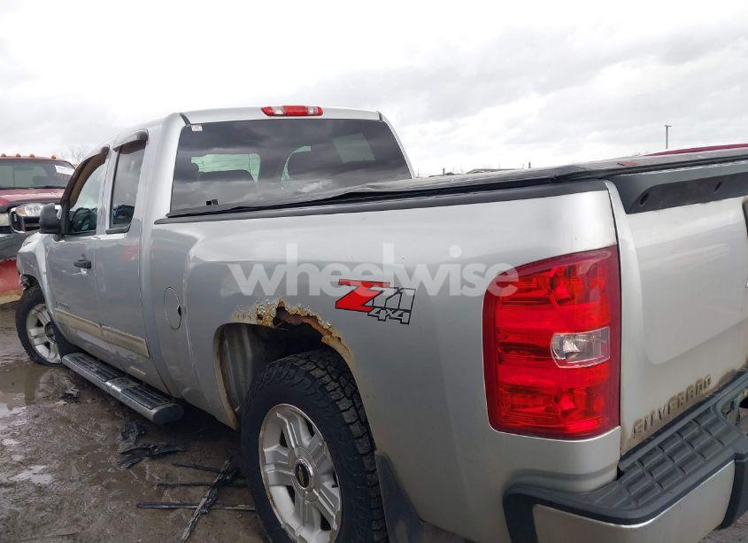 Photo 14 of 2013 Chevrolet Silverado 1500 LT (VIN 1GCRKSE73DZ122047)