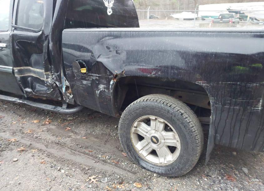 Photo 6 of 2013 Chevrolet Silverado 1500 LT (VIN 1GCRKSE73DZ242396)