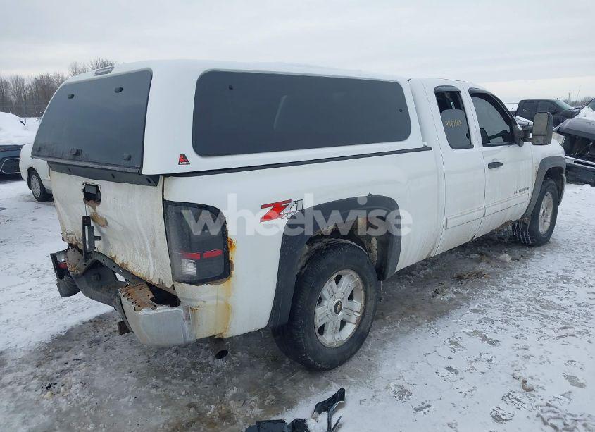Photo 4 of 2013 Chevrolet Silverado 1500 LT (VIN 1GCRKSE73DZ356673)