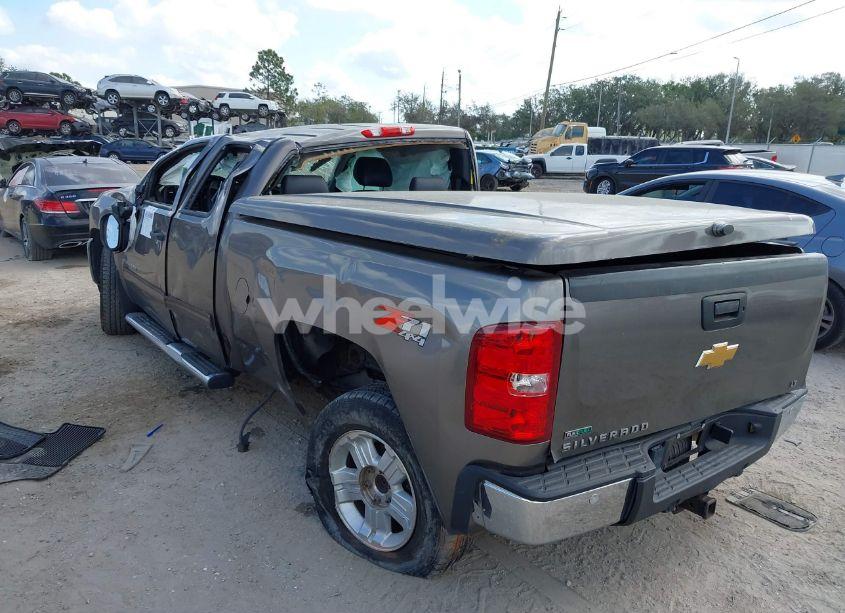 Photo 3 of 2012 Chevrolet Silverado 1500 LT (VIN 1GCRKSE74CZ203847)