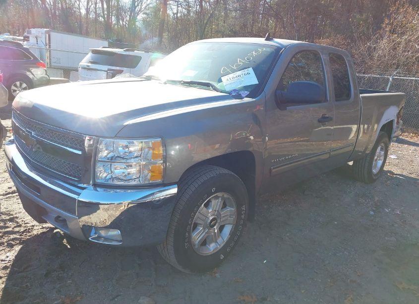 Photo 2 of 2012 Chevrolet Silverado 1500 LT (VIN 1GCRKSE74CZ261411)