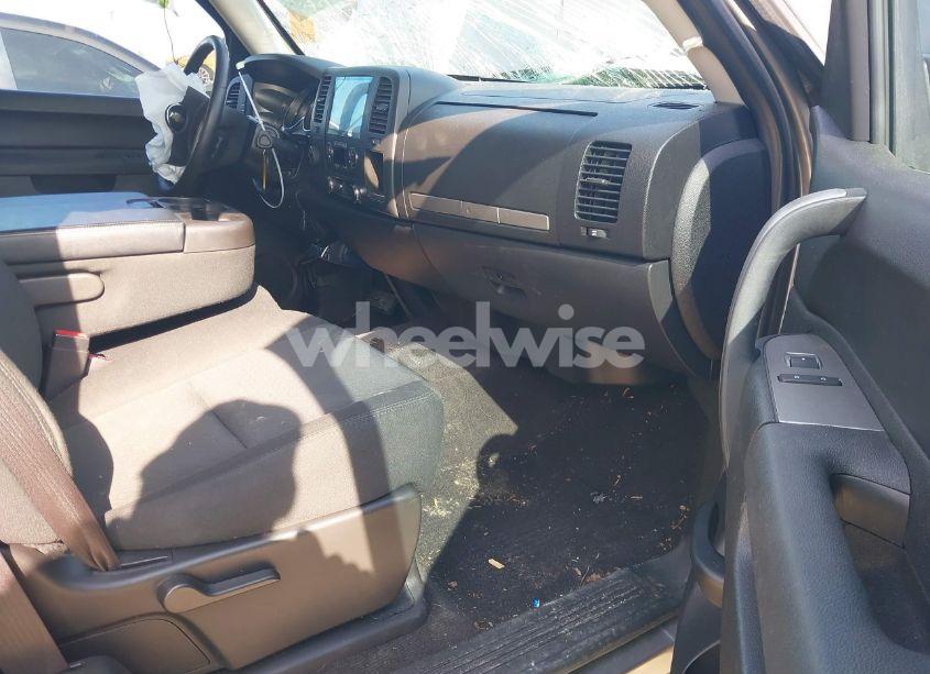 Photo 5 of 2012 Chevrolet Silverado 1500 LT (VIN 1GCRKSE74CZ336916)