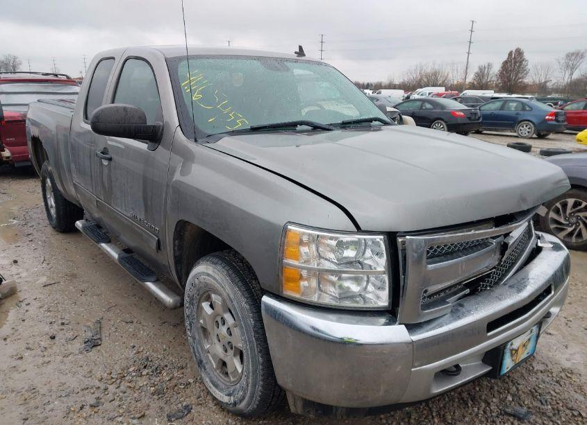 2013 Chevrolet Silverado 1500 LT (VIN 1GCRKSE74DZ188123) main photo