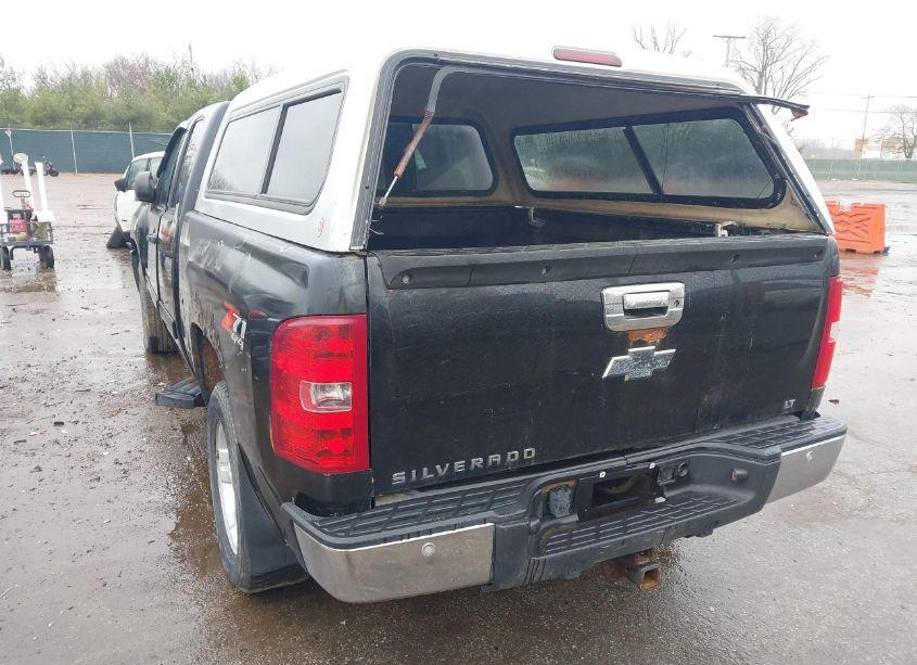 Photo 3 of 2013 Chevrolet Silverado 1500 LT (VIN 1GCRKSE74DZ382778)