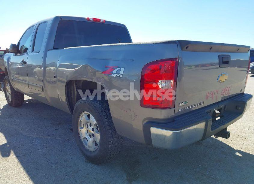 Photo 3 of 2012 Chevrolet Silverado 1500 LT (VIN 1GCRKSE75CZ222567)