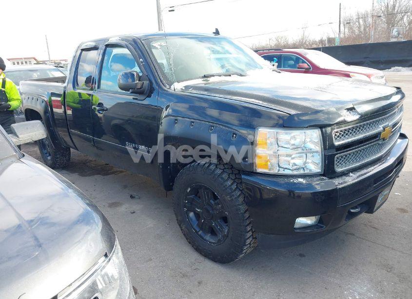 2012 Chevrolet Silverado 1500 LT (VIN 1GCRKSE75CZ301124) main photo
