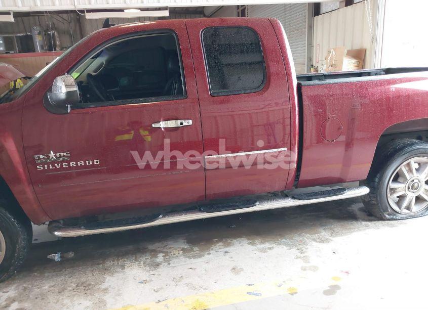 Photo 15 of 2013 Chevrolet Silverado 1500 LT (VIN 1GCRKSE75DZ176501)