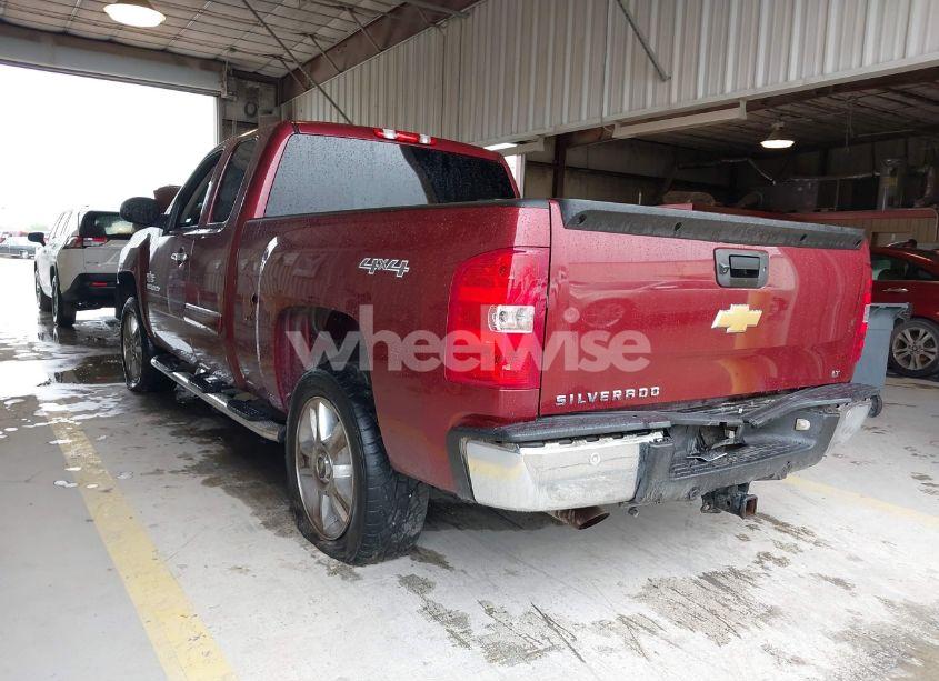 Photo 3 of 2013 Chevrolet Silverado 1500 LT (VIN 1GCRKSE75DZ176501)