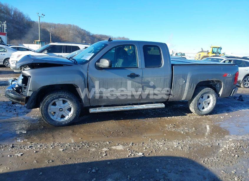 Photo 14 of 2013 Chevrolet Silverado 1500 LT (VIN 1GCRKSE75DZ185974)