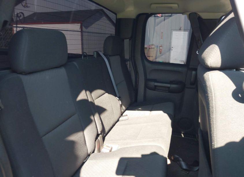 Photo 8 of 2013 Chevrolet Silverado 1500 LT (VIN 1GCRKSE75DZ240813)