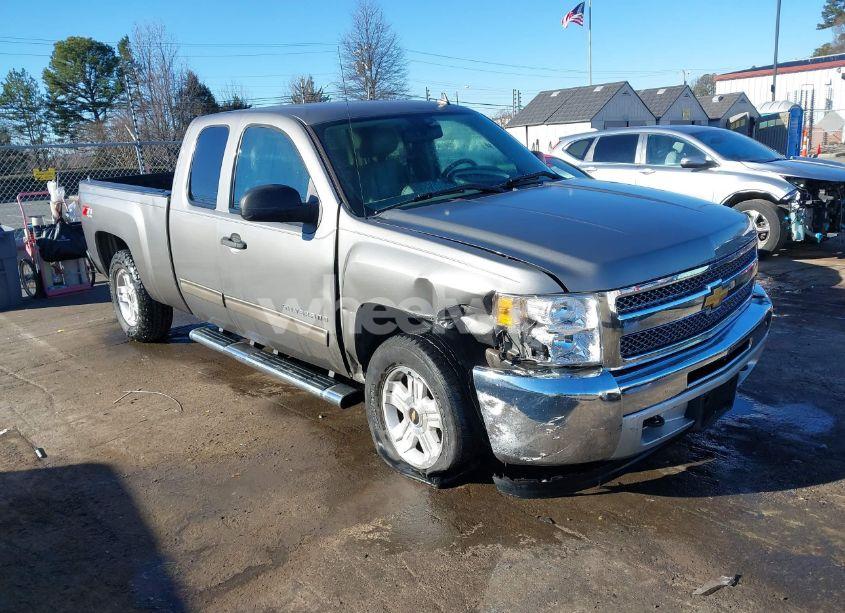 2013 Chevrolet Silverado 1500 LT (VIN 1GCRKSE75DZ372003) main photo