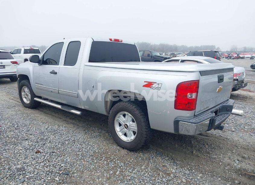 Photo 3 of 2012 Chevrolet Silverado 1500 LT (VIN 1GCRKSE76CZ133798)
