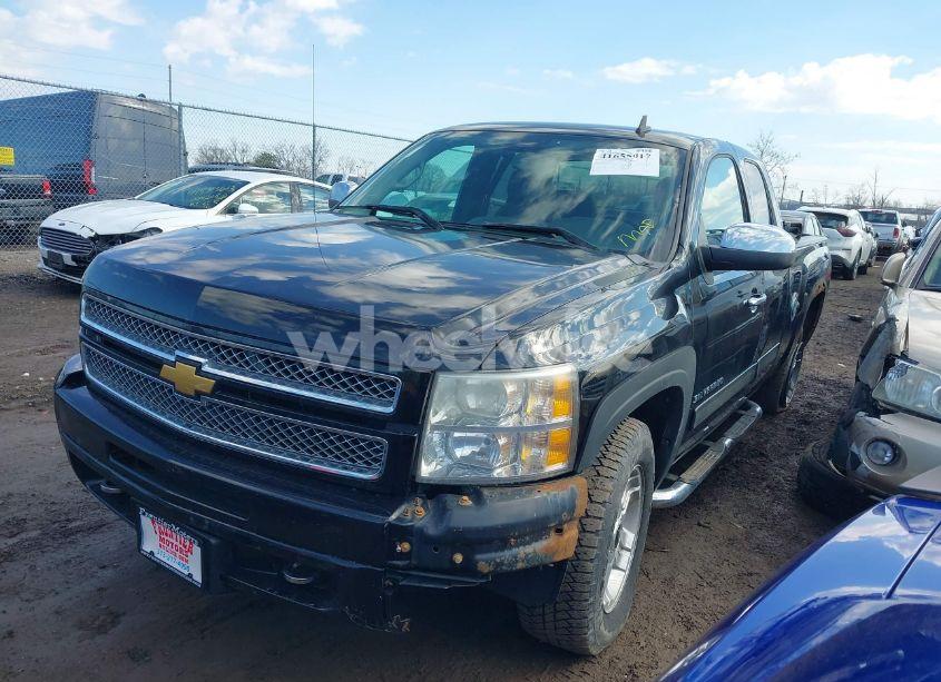 Photo 2 of 2012 Chevrolet Silverado 1500 LT (VIN 1GCRKSE76CZ232895)