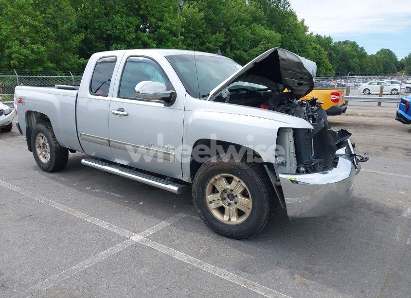 2012 Chevrolet Silverado 1500 LT (VIN 1GCRKSE76CZ288142) main photo