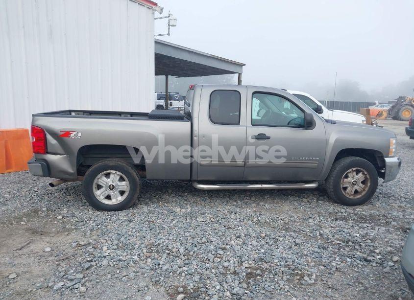 Photo 13 of 2013 Chevrolet Silverado 1500 LT (VIN 1GCRKSE76DZ119790)