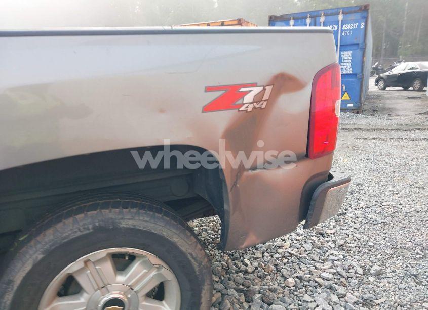 Photo 6 of 2013 Chevrolet Silverado 1500 LT (VIN 1GCRKSE76DZ119790)