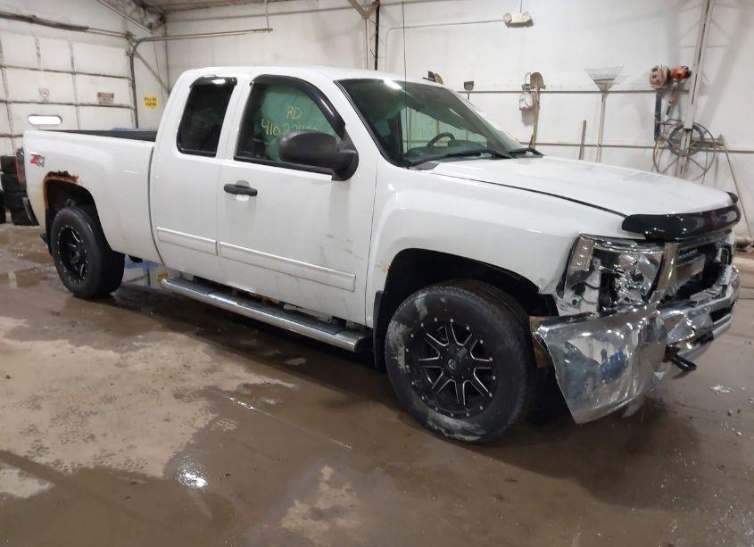 2013 Chevrolet Silverado 1500 LT (VIN 1GCRKSE76DZ207397) main photo