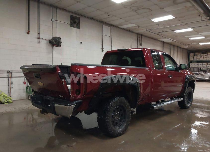 Photo 4 of 2013 Chevrolet Silverado 1500 LT (VIN 1GCRKSE76DZ273139)