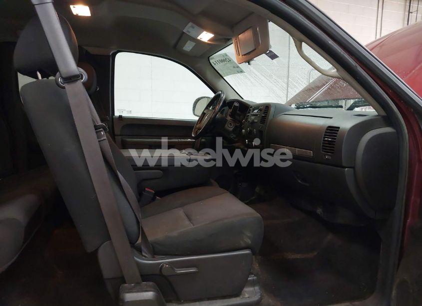 Photo 5 of 2013 Chevrolet Silverado 1500 LT (VIN 1GCRKSE76DZ273139)