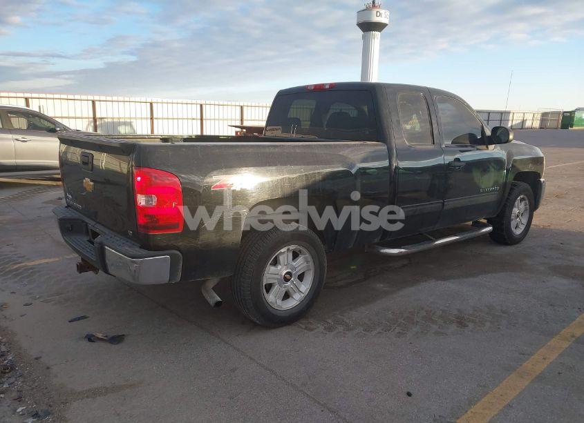 Photo 4 of 2013 Chevrolet Silverado 1500 LT (VIN 1GCRKSE76DZ305443)
