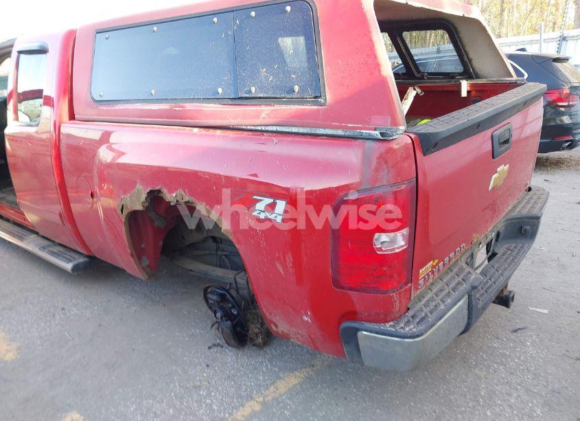 Photo 6 of 2013 Chevrolet Silverado 1500 LT (VIN 1GCRKSE76DZ415215)